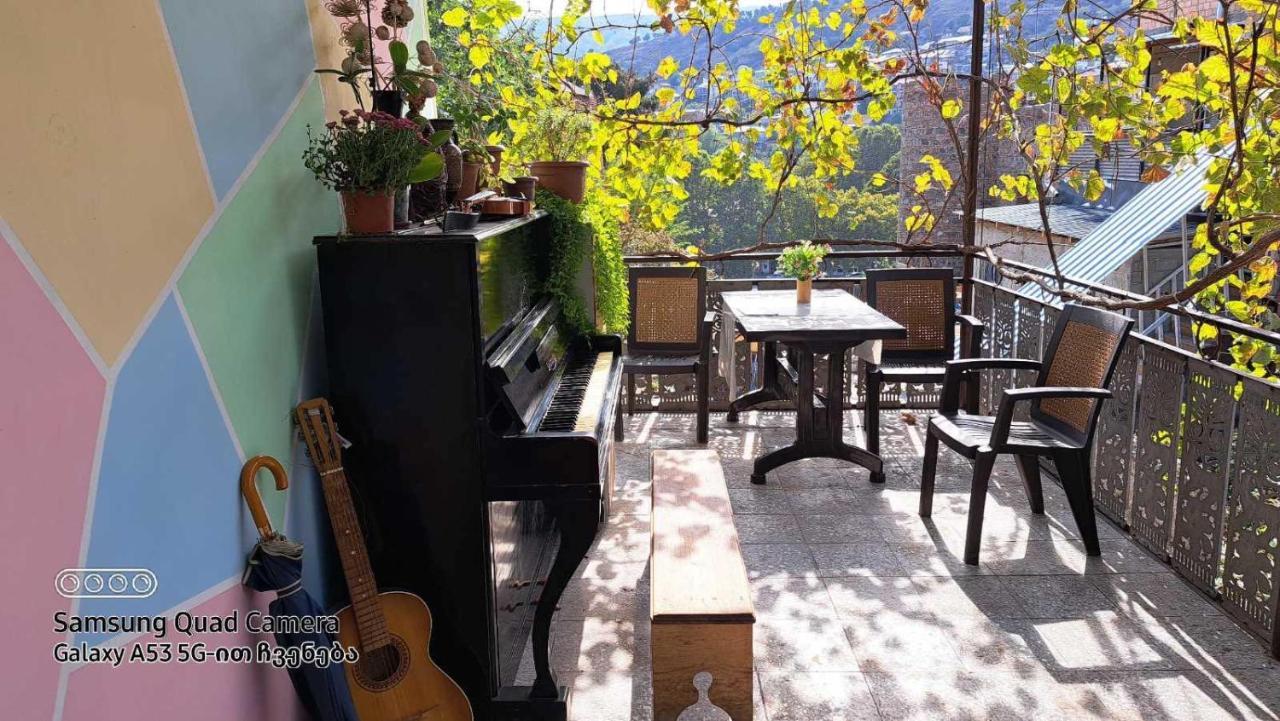 Apartment With A Nice Terrace In Old City Center 第比利斯 外观 照片
