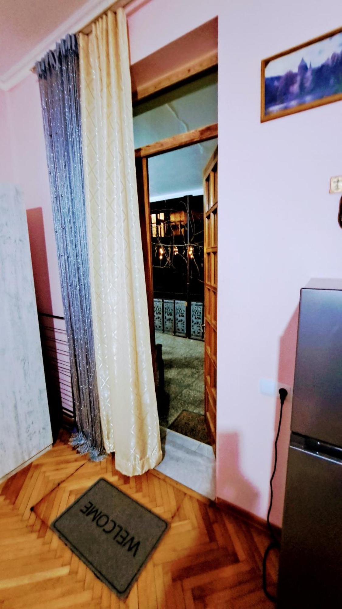 Apartment With A Nice Terrace In Old City Center 第比利斯 外观 照片