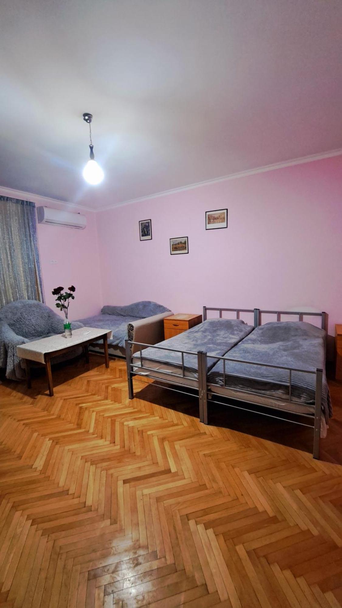 Apartment With A Nice Terrace In Old City Center 第比利斯 外观 照片