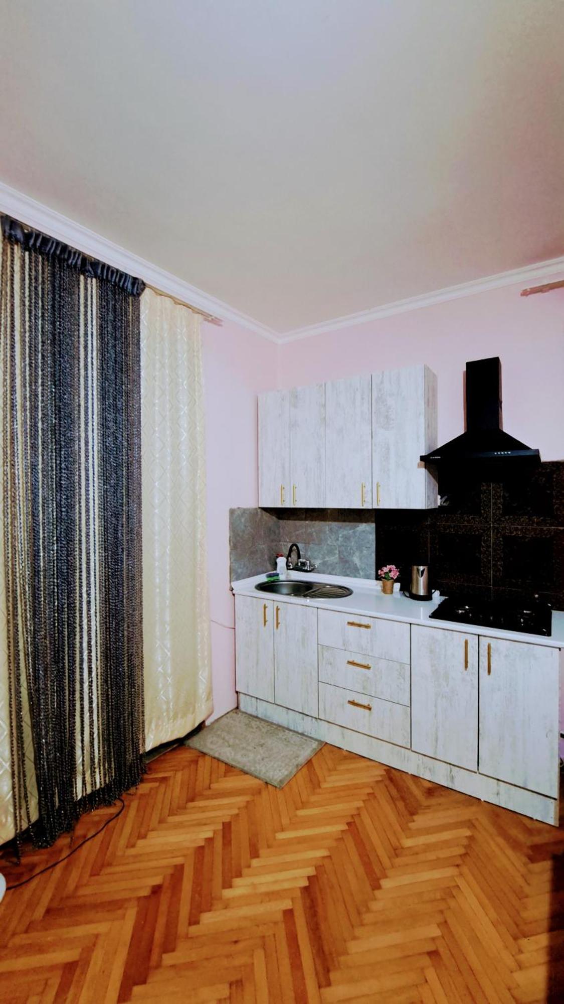Apartment With A Nice Terrace In Old City Center 第比利斯 外观 照片